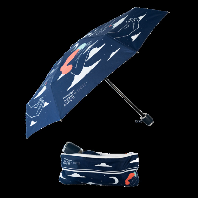 Beau Nuage : l’élégance du parapluie conçu à partir de bouteilles plastiques recyclées