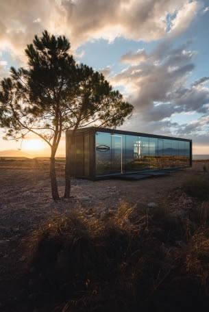 DistrictHive : un hôtel écologique insolite au milieu du désert de Gorafe (Andalousie)