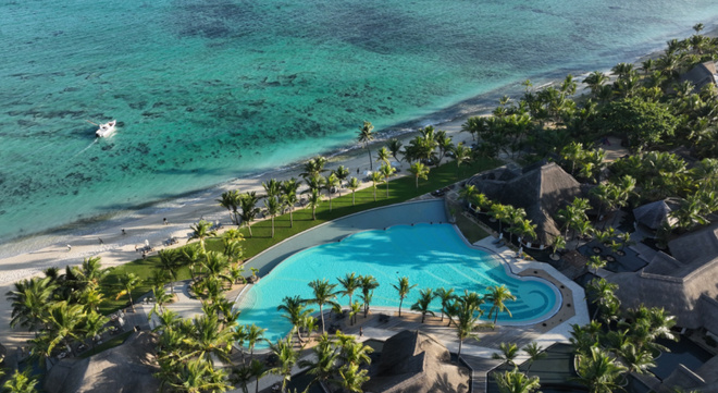 Destination d’exception pour une parenthèse à deux : le Dinarobin Beachcomber